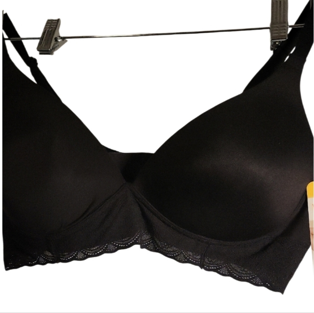 Warner's Black T-Shirt Bra with Lace Trim